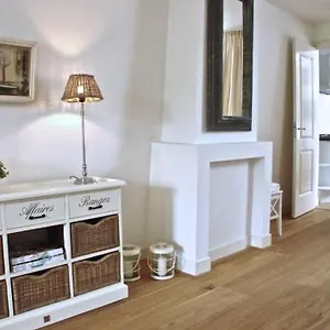  Apartment Stylish Canalhouse B