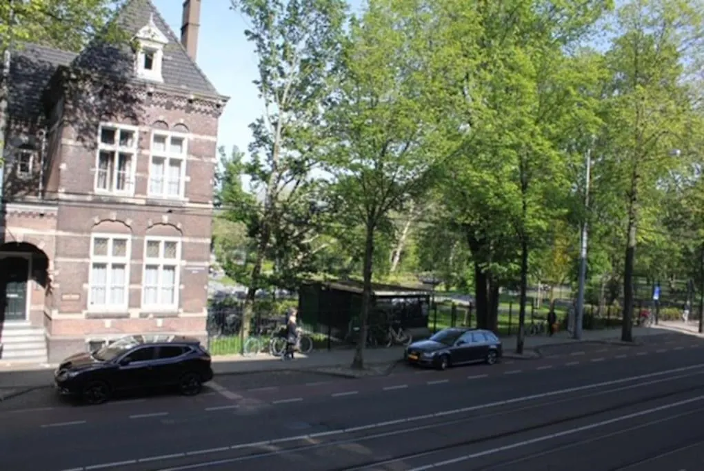 Leuk Gezellig Appartement In Het Levendige Amsterdam Oost 0*,  Netherlands